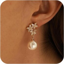 Fashionable Women's Earrings    Y10002