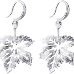 Maple Leaf Three-Dimensional Earrings T10008