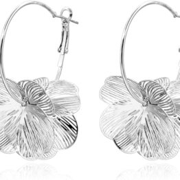 Silver hollowed-out three-dimensional flower stud earrings V10023